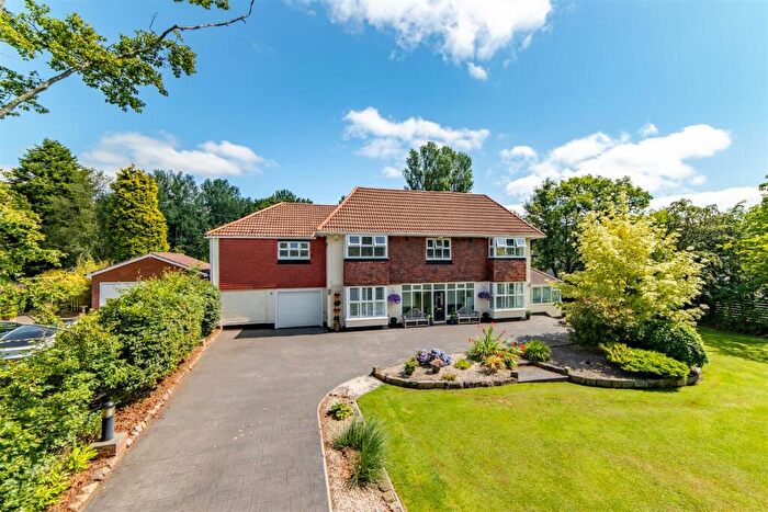 4 Bedroom Detached House For Sale In Keskadale, Woolsington, NE13