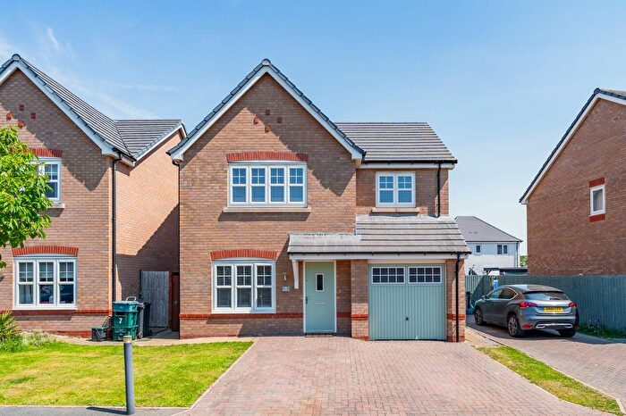 3 Bedroom Detached House For Sale In Plas Hesketh, Abergele, LL22