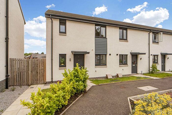 3 Bedroom End Of Terrace House For Sale In Foxhall Gait, Kirkliston, EH29