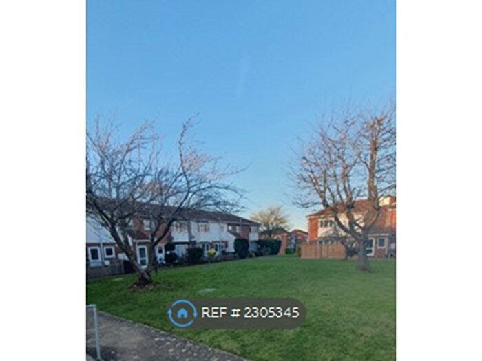 1 Bedroom Flat To Rent In Bramblefield Close, Longfield, DA3