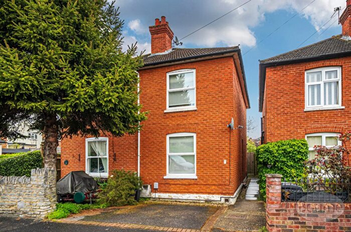 3 Bedroom Semi Detached House For Sale In South Road, Guildford, Surrey, GU2