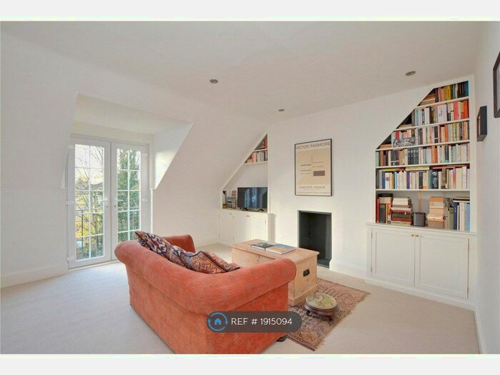 1 Bedroom Flat To Rent In Lee High Road, London, SE12