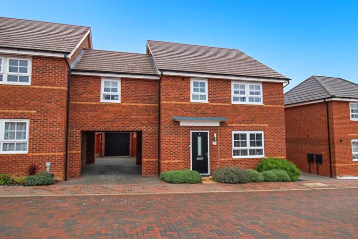 4 Bedroom Detached House For Sale In Quimby Rise, Eaton Leys, Milton Keynes, Buckinghamshire, MK17