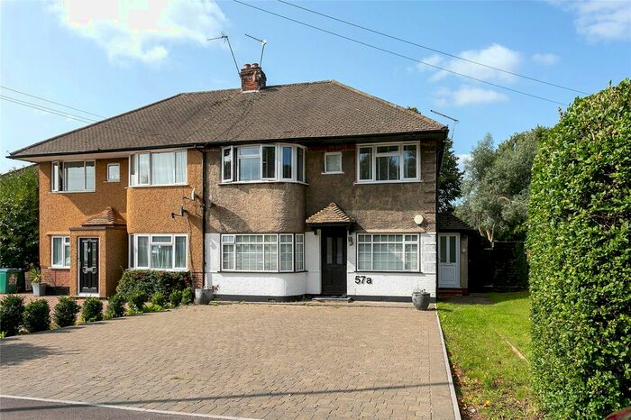 2 Bedroom Maisonette To Rent In Courtlands Drive, Watford, Herts WD17