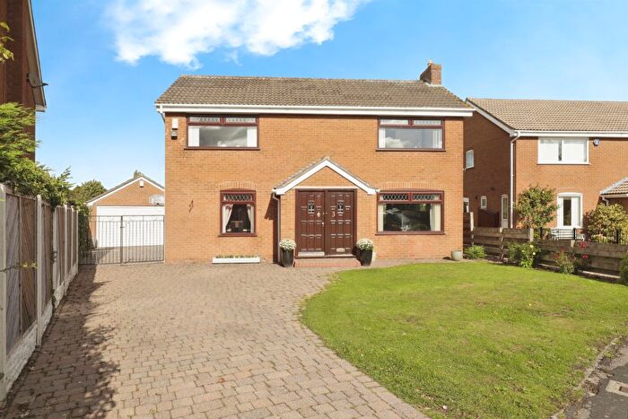 4 Bedroom Detached House For Sale In Burtree Avenue, Skelton, York, YO30