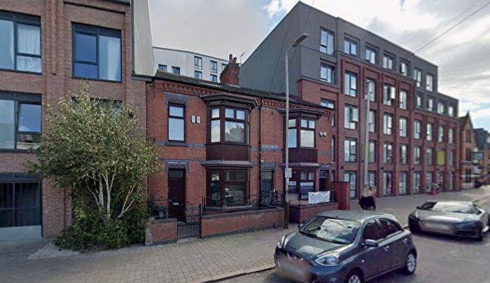 2 Bedroom Barn Conversion To Rent In Western Road, Leicester, LE3