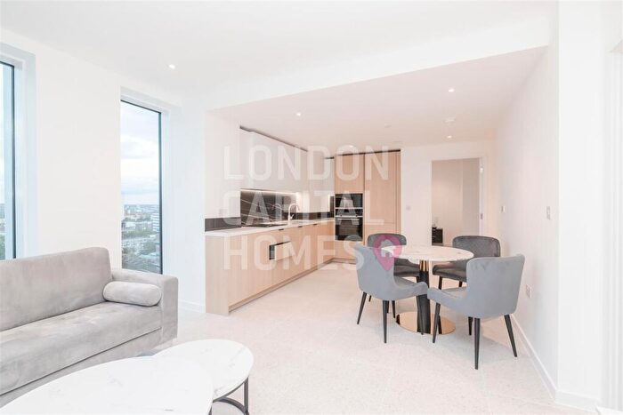 2 Bedroom Apartment To Rent In Bouchon Point, Cendal Crescent, London, E1