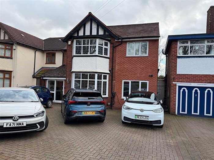 5 Bedroom Semi Detached House For Sale In Stechford Road, Hodge Hill, Birmingham, B34