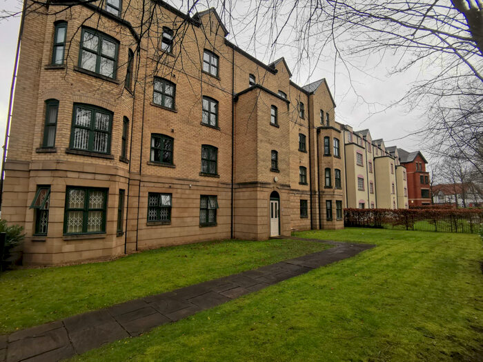 2 Bedroom Apartment To Rent In Hadfield Close, Vitoria Park, M14