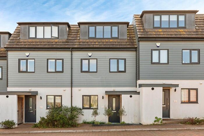 4 Bedroom House For Sale In Wick Road, Brislington, Bristol, BS4