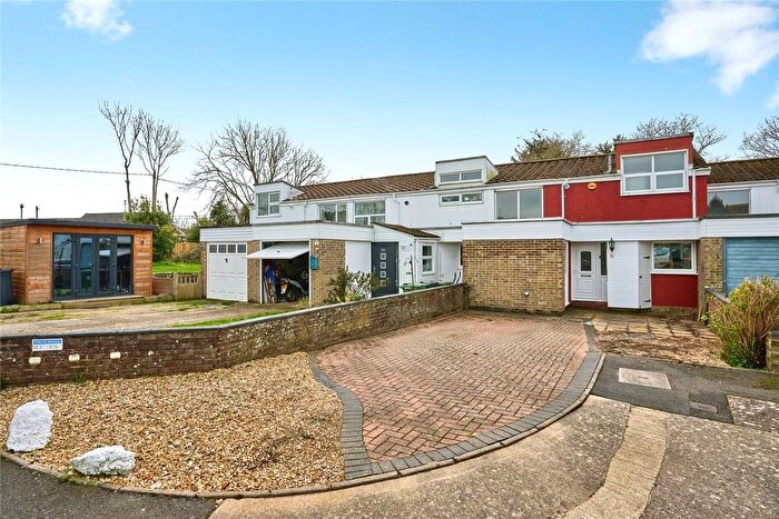 4 Bedroom Terraced House For Sale In Parkway, Apse Heath, Sandown, Isle Of Wight, PO36