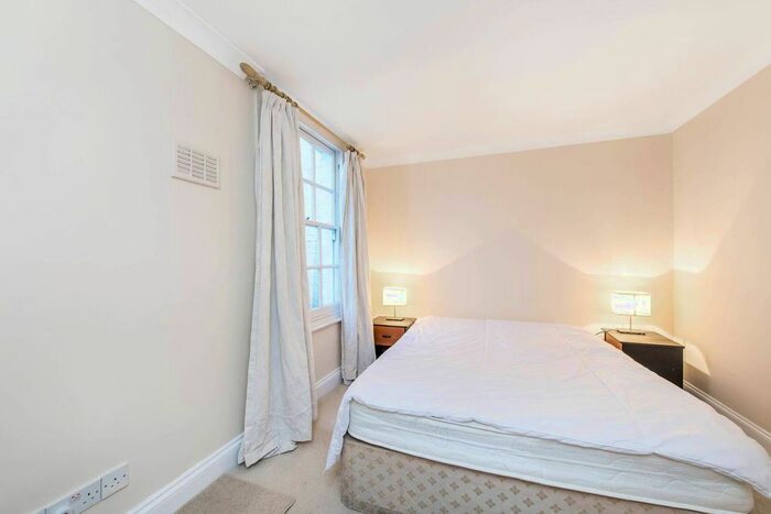2 Bedroom Flat To Rent In Claverton Street, Pimlico, London, SW1V