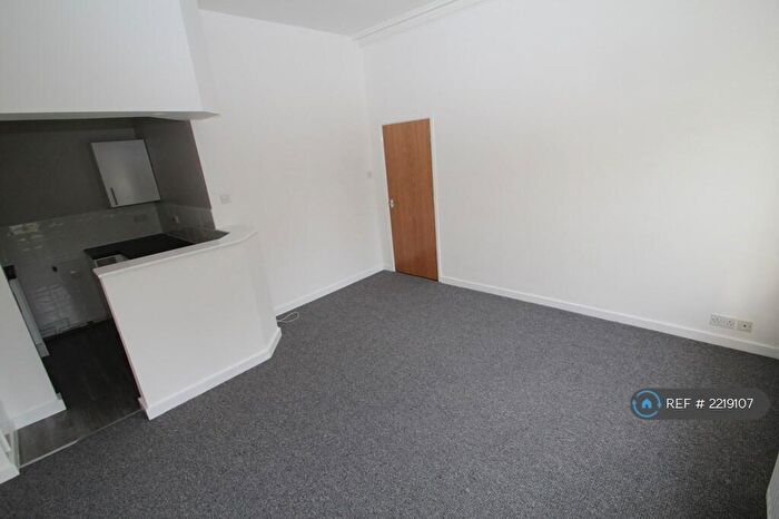 1 Bedroom Flat To Rent In St. Aidans Terrace, Prenton, CH43