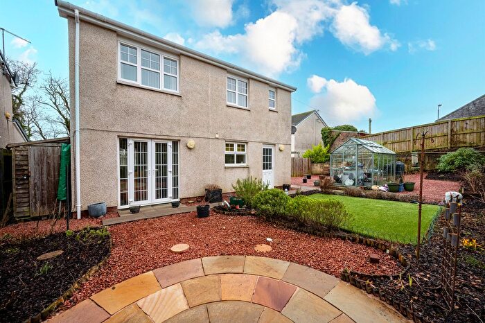 4 Bedroom Detached House For Sale In Old Smithy, Springside, Irvine, KA11