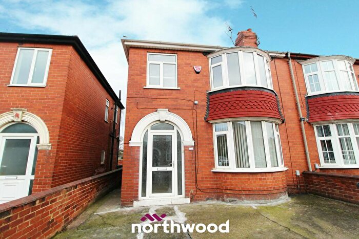 3 Bedroom Semi-Detached House To Rent In Westfield Road, Balby, Doncaster, DN4