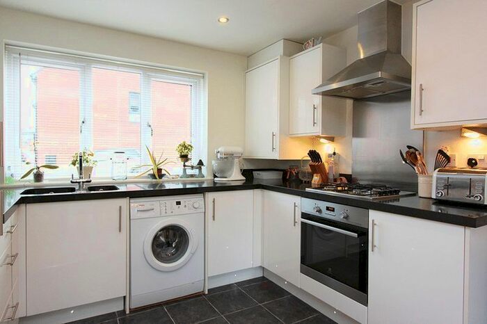 3 Bedroom Semi-Detached House To Rent In Milbury Farm Meadow, Exminster, Exeter EX6