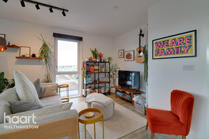 2 Bedroom Apartment For Sale In Champness Close, Walthamstow, E17