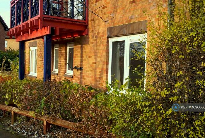 Studio To Rent In Pomander Crescent, Milton Keynes, MK7