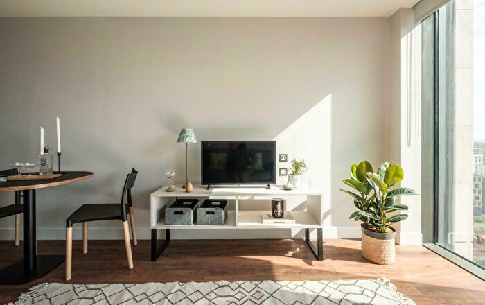 1 Bedroom Apartment To Rent In West Marches, Victoria Way, Woking, Surrey, GU21