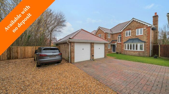 4 Bedroom Detached House To Rent In Calabrese, Swanwick, Southampton, SO31