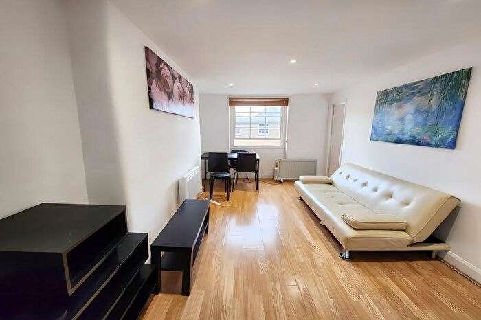 1 Bedroom Apartment To Rent In Balcombe Street, Marylebone, London, NW1
