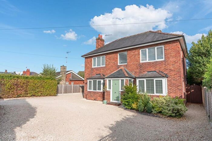 4 Bedroom Detached House For Sale In Whitcliffe Lane, Ripon, HG4