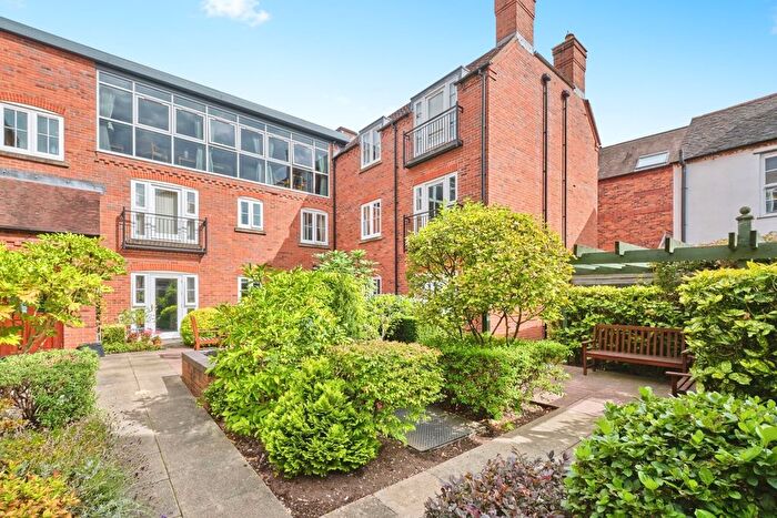 1 Bedroom Flat For Sale In Bird Street, Lichfield, Staffordshire, WS13