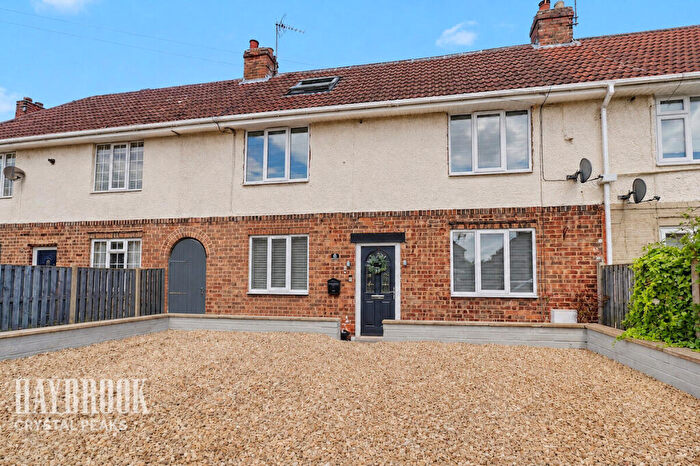 4 Bedroom Terraced House For Sale In Ramsden Avenue, Worksop, S81