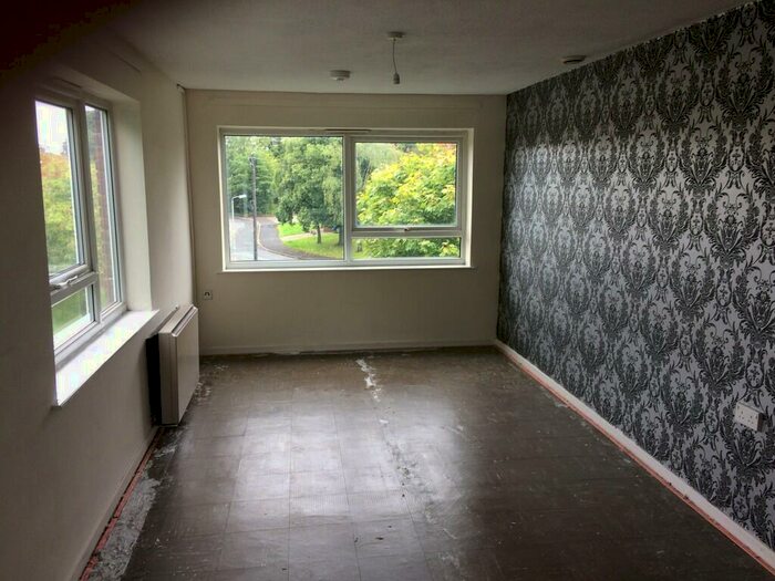 2 Bedroom Flat To Rent In Lilac Drive, Northwich, CW8