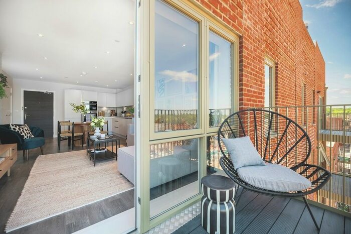 2 Bedroom Flat For Sale In "Two Bedroom Apartment" At Station, Prestwick Road, Watford, WD19