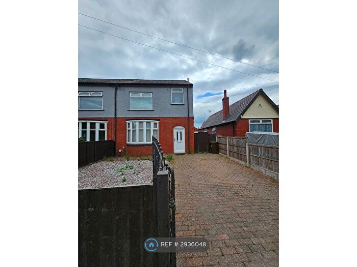 3 Bedroom Semi-detached House To Rent In Walnut Avenue, Wigan, WN1