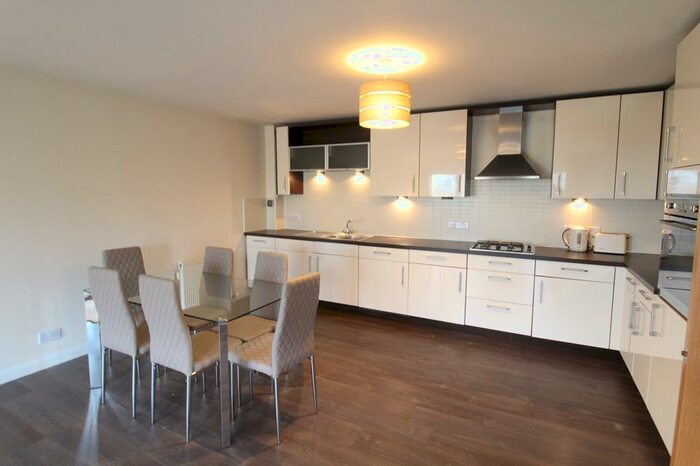 2 Bedroom Flat To Rent In Midstocket View, Aberdeen, AB15