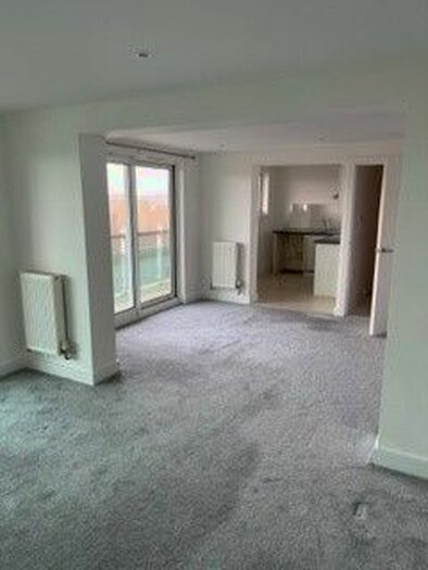 2 Bedroom Flat To Rent In Atlantic House, Portland Dorset, DT5
