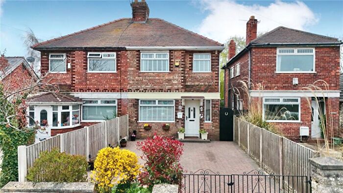 3 Bedroom Semi-Detached House For Sale In Pinetree Grove, Moreton, Wirral, CH46