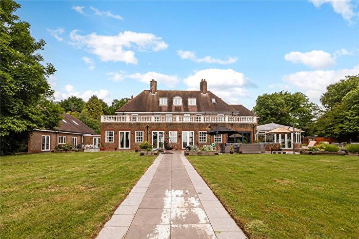 8 Bedroom Detached House For Sale In Powdermill Lane, Battle, East Sussex, TN33