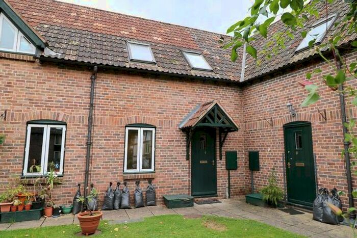 3 Bedroom Terraced House To Rent In Wye Street, Hereford HR2