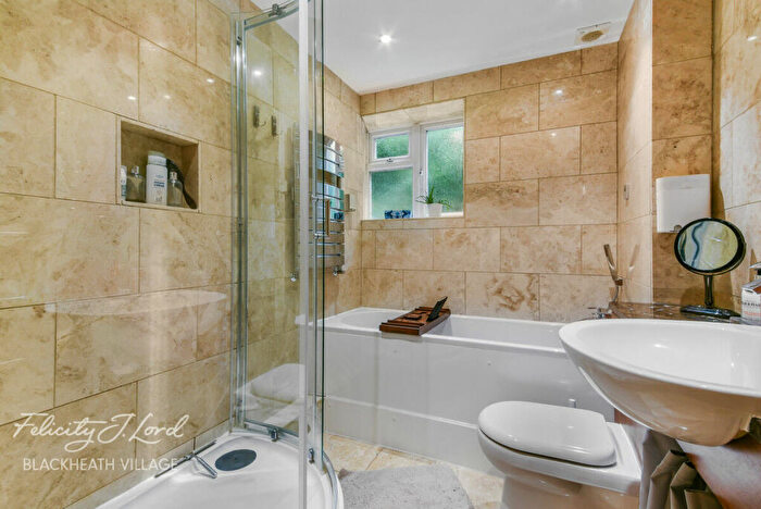 2 Bedroom Apartment For Sale In Baizdon Road, London, SE3