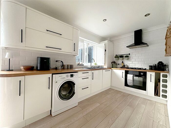 3 Bedroom End Terrace House To Rent In Hill View Terrace, Torquay, TQ1