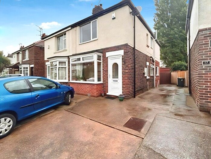 3 Bedroom Semi-Detached House To Rent In Shakespeare Avenue, Doncaster, South Yorkshire, DN5