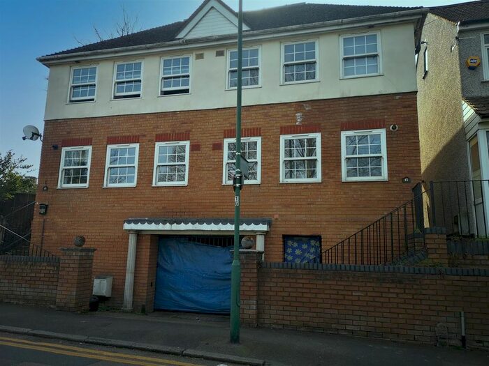 3 Bedroom Property To Rent In Guy Road, Wallington, SM6