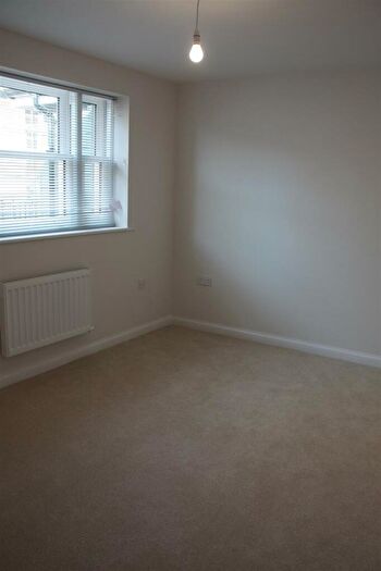 1 Bedroom Bungalow To Rent In Riverport Mews, West Street, St Ives, PE27