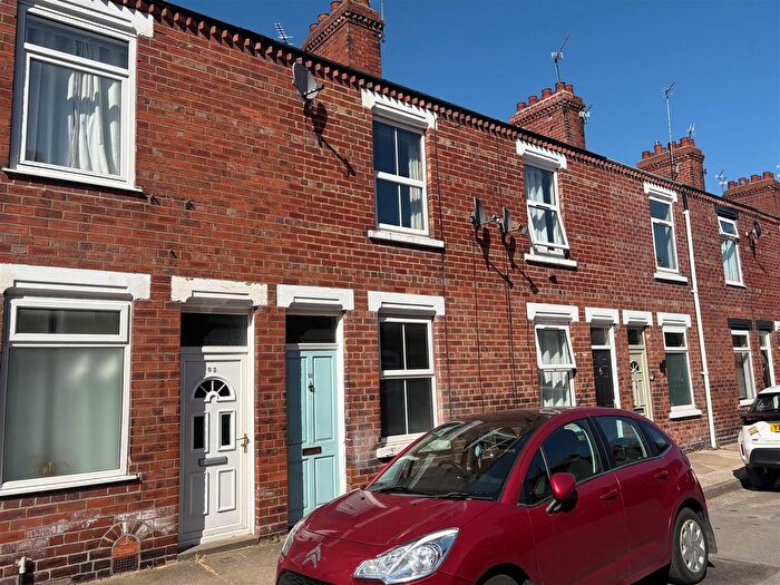 2 Bedroom Terraced House To Rent In Queen Victoria Street, South Bank, YO23