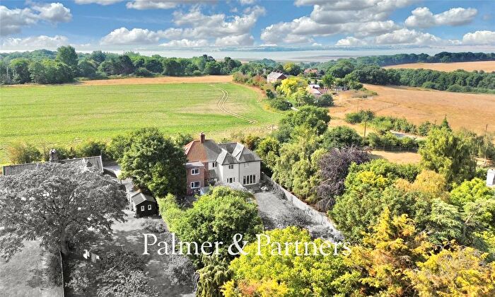 3 Bedroom Semi-Detached House For Sale In New Lane, Holbrook, Ipswich, Suffolk, IP9