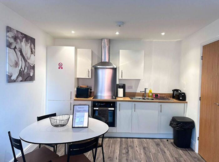 2 Bedroom Apartment To Rent In Queen Street, Sheffield, S1