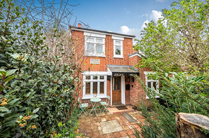 1 Bedroom Detached House For Sale In Castle Road, Colchester, Essex, CO1