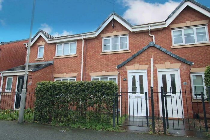 2 Bedroom Town House To Rent In Addenbrooke Drive, Hunts Cross, Liverpool, L24