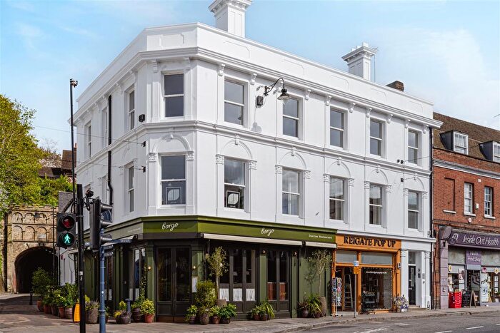 1 Bedroom Flat For Sale In Church Street, Reigate, RH2