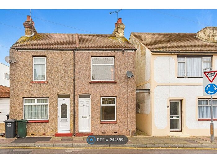 2 Bedroom Semi-Detached House To Rent In Swanscombe Street, Swanscombe, DA10