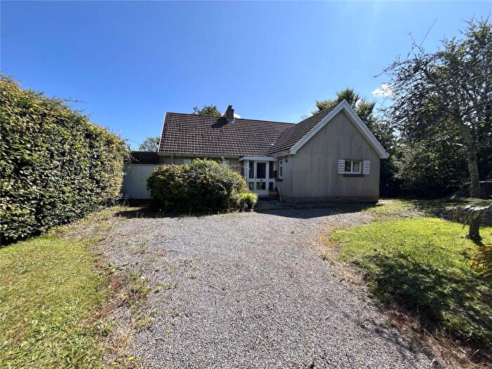 3 Bedroom Bungalow For Sale In Lower Lamphey Road, Pembroke, Pembrokeshire, SA71