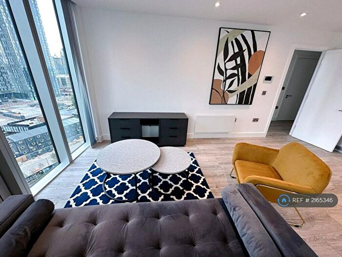 2 Bedroom Flat To Rent In Silvercroft Street, Manchester, M15